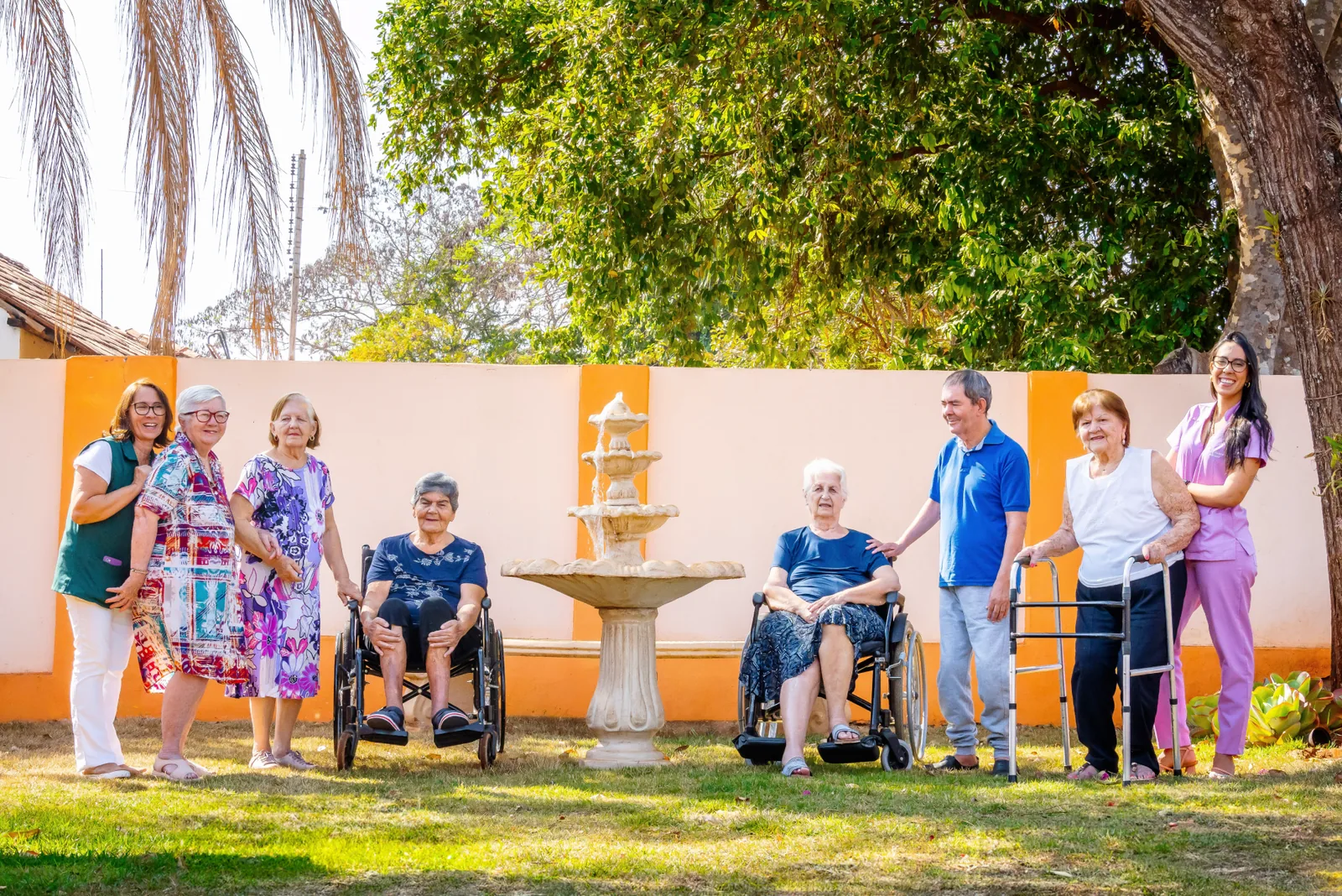 Jardim e área externa do Nuna Residencial Sênior